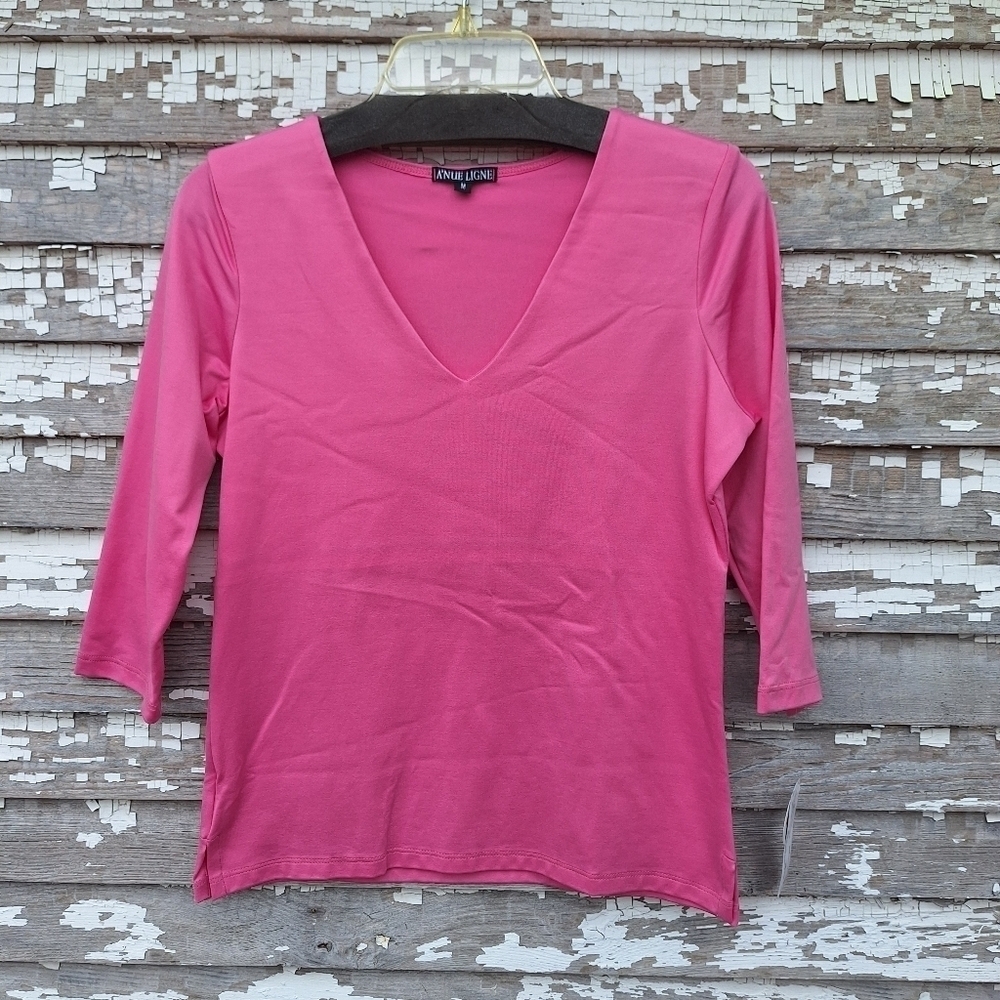 🌟 A'NUE 3/4 sleeve v-neck shirt in passion fruit size medium NWT